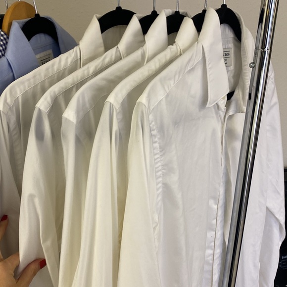 5 button down dress shirts - Picture 2 of 3
